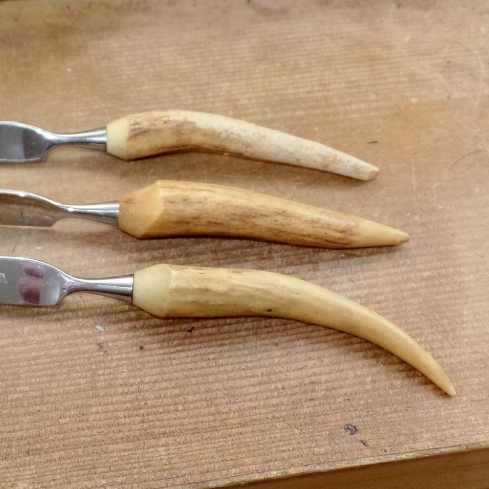 Vintage Robeson Germany Stainless Stag Handle Butter Knives